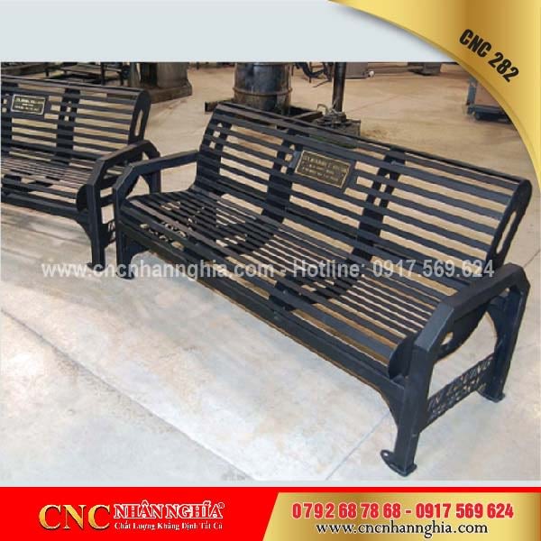 bàn ghế sắt mỹ nghệ cnc 282